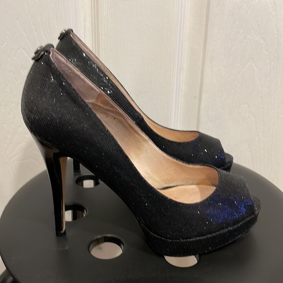 Michael Kors Glitter Heels Size 7 - Picture 4 of 12